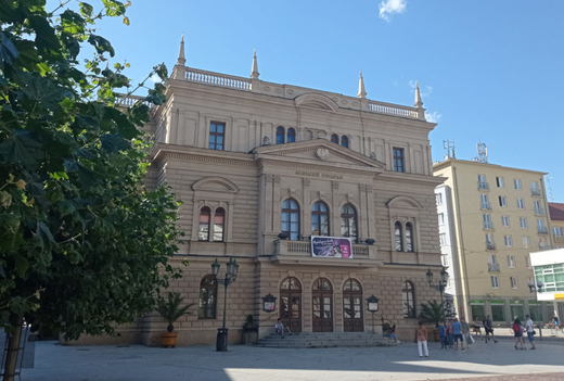 slezske_divadlo_opava_02_large.jpg
